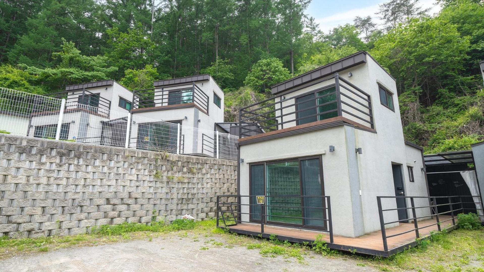 Hongcheon Stone Brown Pension Номер фото